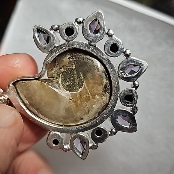 Ammonite Purple Amethyst Silver Pendant New - Picture 9 of 9